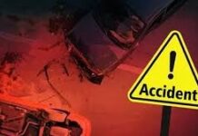 मिनी ट्रक और ट्रैक्टर की आमने-सामने टक्कर, चालक की दर्दनाक मौत