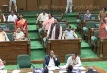 सदन में गूंजा LPG सिलेंडर संकट, विपक्ष का हंगामा