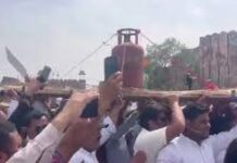 LPG के लिए जयपुर में कई किमी लंबी कतार, मैस लकड़ी और कोयले के सहारे
