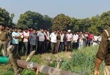 रात में घर से निकला युवक, सुबह खेत में मिला शव