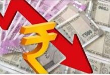 रुपये की ऐतिहासिक गिरावट: डॉलर के मुकाबले 93.08 पर पहुंचा