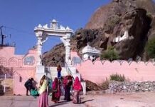 सिरोही का मुखरी माता मंदिर, 22 किलोमीटर लंबी रहस्यमयी गुफा।