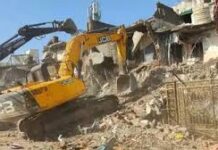 महाकाल लोक के पास अवैध निर्माण पर बुलडोजर, प्रशासन की बड़ी कार्रवाई