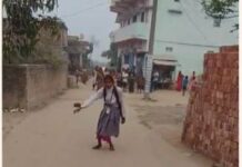 पैरों में ताकत नहीं, इरादों में तूफान: 15 साल की सोनी की संघर्ष गाथा