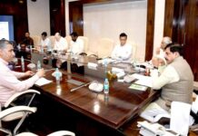 छात्रावासों तथा आश्रमों में अध्ययनशीलता और देशभक्ति के सकारात्मक वातावरण को किया जाए प्रोत्साहित : मुख्यमंत्री डॉ. यादव