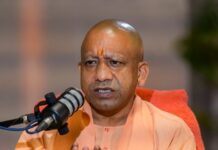 बंगाल में बेटियां सुरक्षित नहीं: रैली में Yogi Adityanath का बड़ा बयान