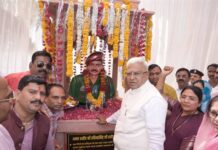 शहीद के संघर्ष और बलिदान की गाथा भावी पीढ़ियों के लिए प्रेरणा : राज्यपाल पटेल