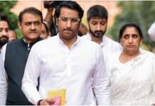 NCP में सियासी हलचल, Parth Pawar ने किया Praful Patel और Sunil Tatkare का बचाव