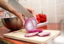 हीट स्ट्रोक के खतरे को कम करता है कच्चा प्याज