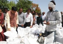 मुख्यमंत्री डॉ. यादव ने गेहूँ उपार्जन केन्द्रों का किया आकस्मिक निरीक्षण