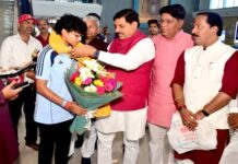 छत के नेट से टीम इंडिया की कैप तक का सफर