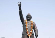 ‘भारतीय राजनीति के महत्वपूर्ण स्तंभ थे’—CM योगी ने बहुगुणा को किया नमन