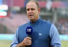 मैथ्यू हेडन का कड़ा रुख: 99 रन की हार को बताया ‘अस्वीकार्य’, बल्लेबाजों की मानसिकता पर उठाए सवाल।