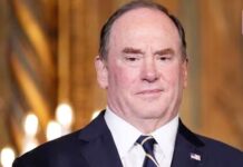 अमेरिका ने नौसेना के सेक्रेटरी जॉन फेलन को पद से हटाया