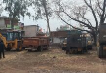 अवैध खनन के मामले मेें जेसीबी सहित 5 वाहन जब्त