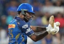 दिल्ली कैपिटल्स के खिलाफ हार्दिक नहीं, सूर्यकुमार संभाल रहे कप्तानी