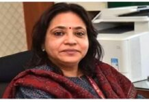 रायपुर में जिम की लिफ्ट में फंसी IAS अधिकारी ऋचा शर्मा, हालत बिगड़ी