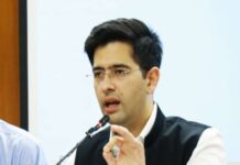 राघव चड्ढा ने अरविंद केजरीवाल से अलग लाइन क्यों अपनाई? AAP ने डिप्टी लीडर पद से हटाया