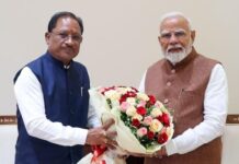 बस्तर 2.0 की शुरुआत, Vishnu Deo Sai ने पीएम को सौंपा विकास प्लान