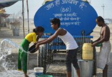 यूपी में गर्मी का तांडव: 32 जिलों में लू की चेतावनी, बांदा 44.2 डिग्री के साथ सबसे गर्म।