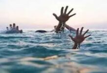 दादी की अंतिम विदाई में डूबे 4 पोते, मातम में बदला माहौल