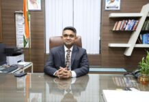 भोपाल जिले के नवागत कलेक्टर प्रियंक मिश्रा ने किया पदभार ग्रहण