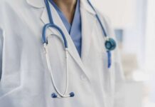 ग्वालियर में स्वास्थ्य सेवा पर संकट: 3 महीने से वेतन नहीं, राज्यपाल से की गई शिकायत