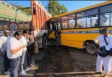 राजस्थान के बायतु में बड़ा हादसा, स्कूल बस और ट्रक की टक्कर में 10 छात्र घायल