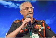 चीन गतिरोध पर नरवणे का बयान, बोले- सरकार ने अकेला नहीं छोड़ा