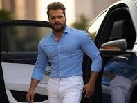 खेसारी लाल यादव के शो में बेकाबू भीड़, लाठीचार्ज से मचा हड़कंप