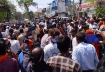 युवक की मौत पर फूटा गुस्सा, दूसरे दिन भी सड़क पर उतरे ग्रामीण