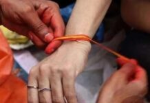 कलावा उतारने के बाद ये गलती भारी पड़ सकती है, भूलकर भी न करें ये काम