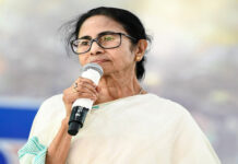 वोटिंग के बीच EVM पर सियासी घमासान, BJP के बाद TMC ने भी उठाए सवाल