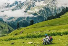 बैसरन घाटी: एक साल पहले जहां बहा था खून, अब कैसे हैं हालात?