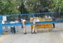 दिल्ली में कांग्रेस नेता पवन खेड़ा के घर असम पुलिस का छापा, पासपोर्ट विवाद उभरा