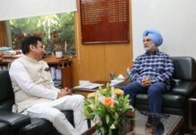 देवेन्द्र यादव ने एलजी संधू से की अहम मुलाकात