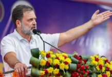 चुनावी दंगल: राहुल गांधी ने एआईएडीएमके को बताया भाजपा की ‘कठपुतली’