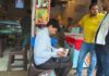 भोपाल के फूड आउटलेट में खाने से निकले कीड़े, खाद्य विभाग ने थमाया नोटिस