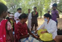 दुर्गम जंगलों के बीच पहुंची स्वास्थ्य सेवा, 771 ग्रामीणों की हुई जांच