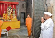राज्यपाल ने राधा माधव मंदिर के दर्शन कर सभी के मंगल की कामना की