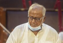 ‘अनधिकृत लोग स्ट्रांग रूम में घुसे’: Sougata Roy ने जताई चिंता