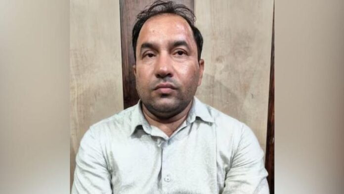 6a08206cd9628-lucknow-university.jpg