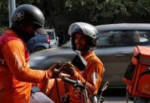 बढ़ती ईंधन लागत के खिलाफ डिलिवरी पार्टनर्स का विरोध, कमाई बढ़ाने की मांग हुई तेज
