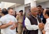 राहुल गांधी और वी.डी. सतीशन की मुलाकात चर्चा में, गले लगाकर दी बधाई