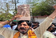 भोजशाला परिसर में गूंजा शंखनाद, श्रद्धालुओं की भारी भीड़ के बीच प्रशासन सतर्क