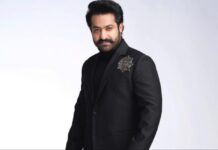 जन्मदिन पर फैंस से मिले Jr. NTR, घर के बाहर दिखा भारी उत्साह