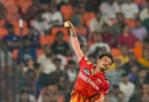 IPL 2026: पंजाब किंग्स के गेंदबाज पर भड़के पूर्व स्पिनर, कह दी बड़ी बात