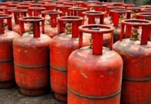 LPG सिलेंडर महंगा, आम आदमी की रसोई पर बढ़ा बोझ