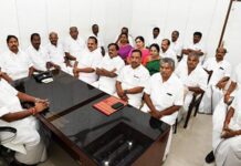 AIADMK में बगावत गहराई, तीन विधायकों ने छोड़ा पद; आधव अर्जुन से मुलाकात ने बढ़ाई चर्चाएं