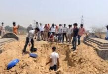 रहस्यमयी मौत मामले में बड़ा कदम, पोस्टमार्टम के लिए कब्र से बाहर निकाला गया शव